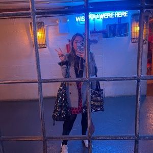 Meet your Posher, Lynn